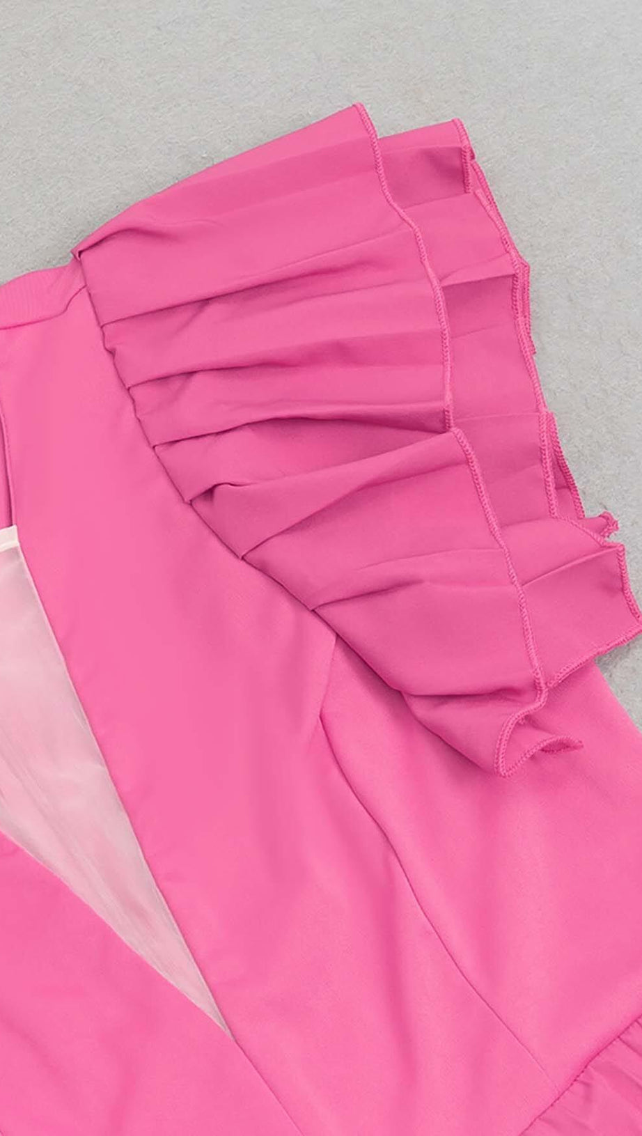 PLUNGE PLATED MAXI DRESS IN RED