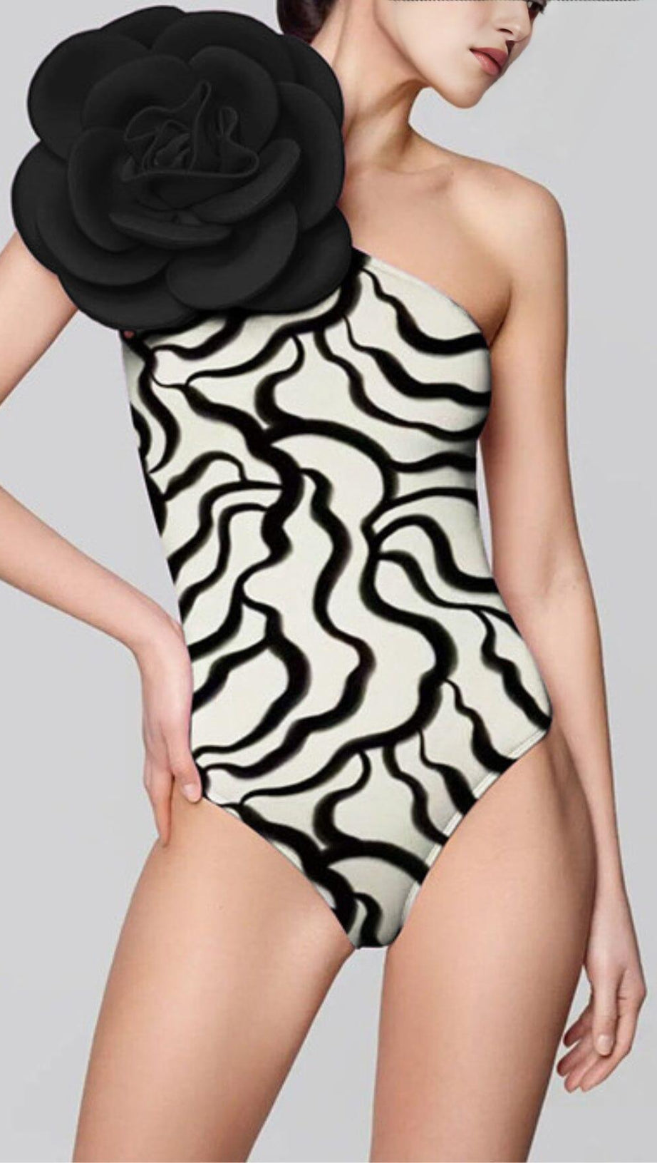 EXAGGERATED 3D FLOWER PRINTED ONE PIECE SWIMSUIT