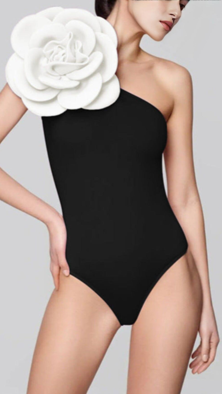 EXAGGERATED 3D FLOWER ONE PIECE SWIMSUIT IN BLACK