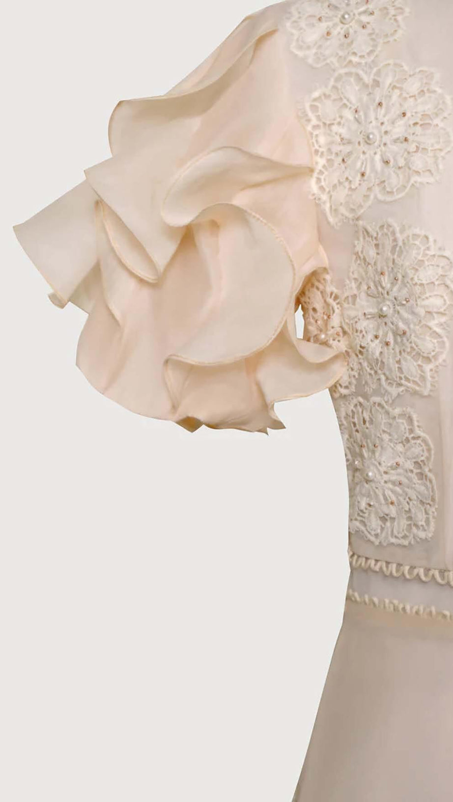 RUFFLE BUTTON LINE MIDI DRESS IN BEIGE