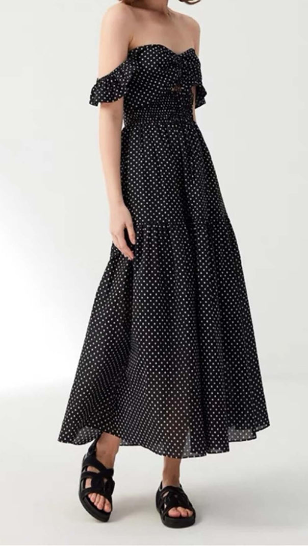AIIZIE V-NECK CUTOUT MAXI DRESS IN BLACK - product image
