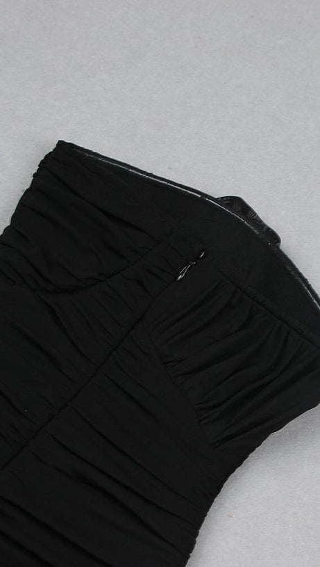 3D FLOWER STRAPLESS MINI DRESS IN BLACK