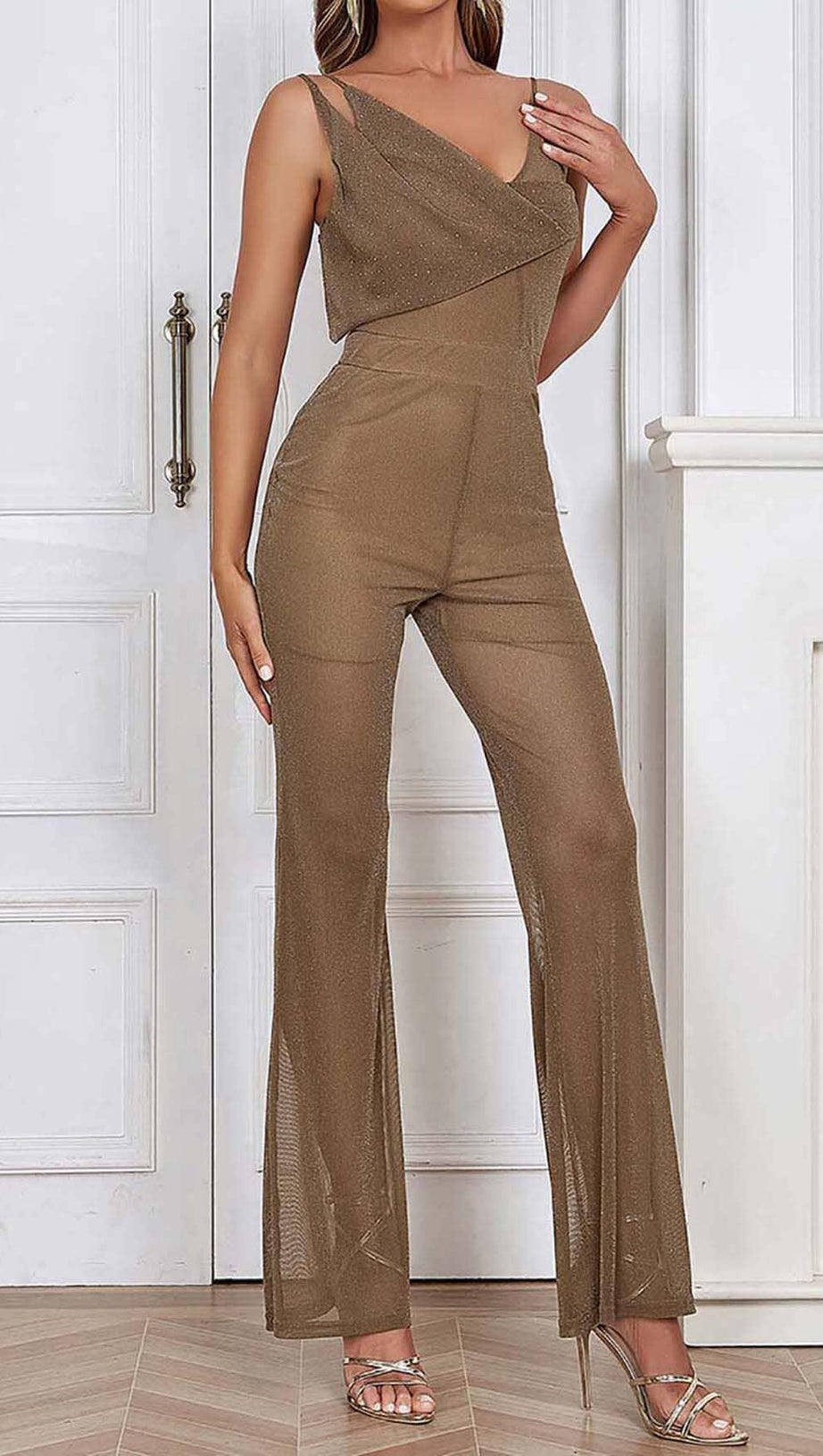 Jumpsuit mit Wasserfallausschnitt und Pailletten in Khaki