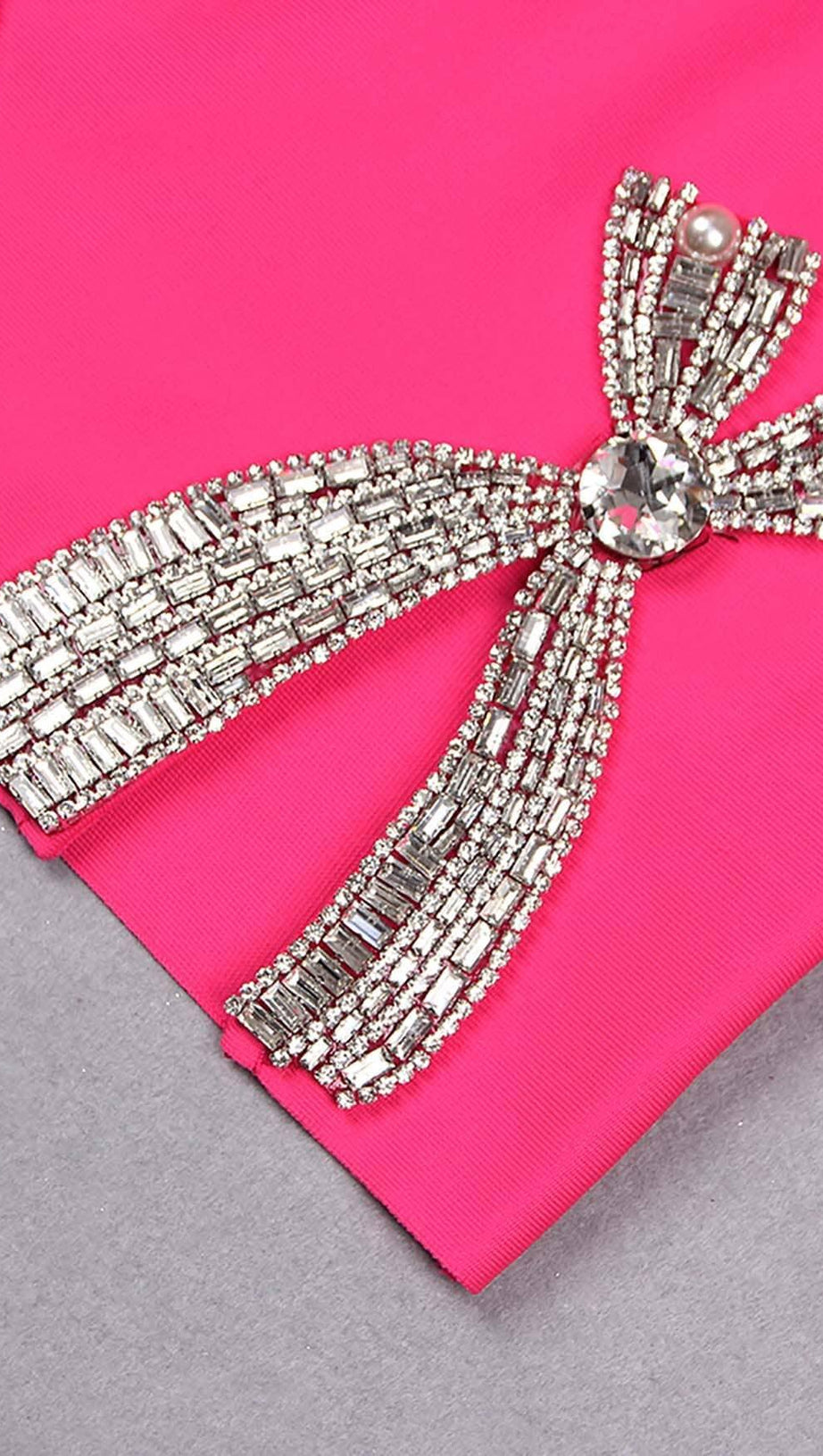 DIAMOND BANDAGE SPAGHETTI-TRÄGER MINIKLEID IN PINK