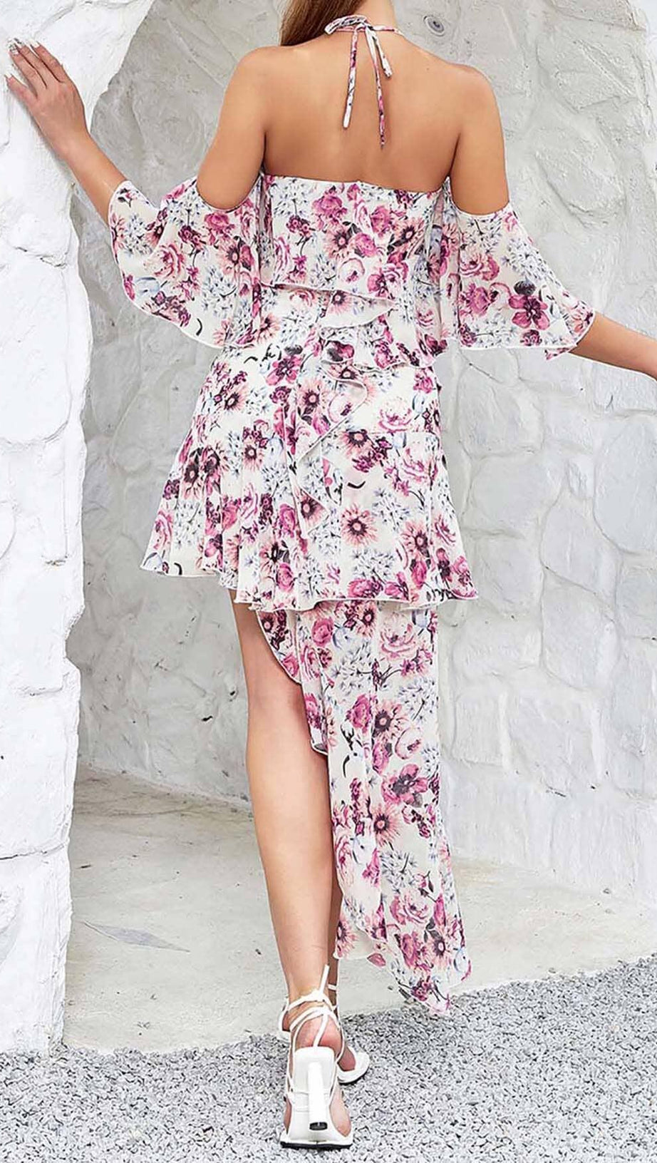 ABITO CON STAMPA FLOREALE, SPALLE SCOPERTE, SCOLLO ALTO E BASSO