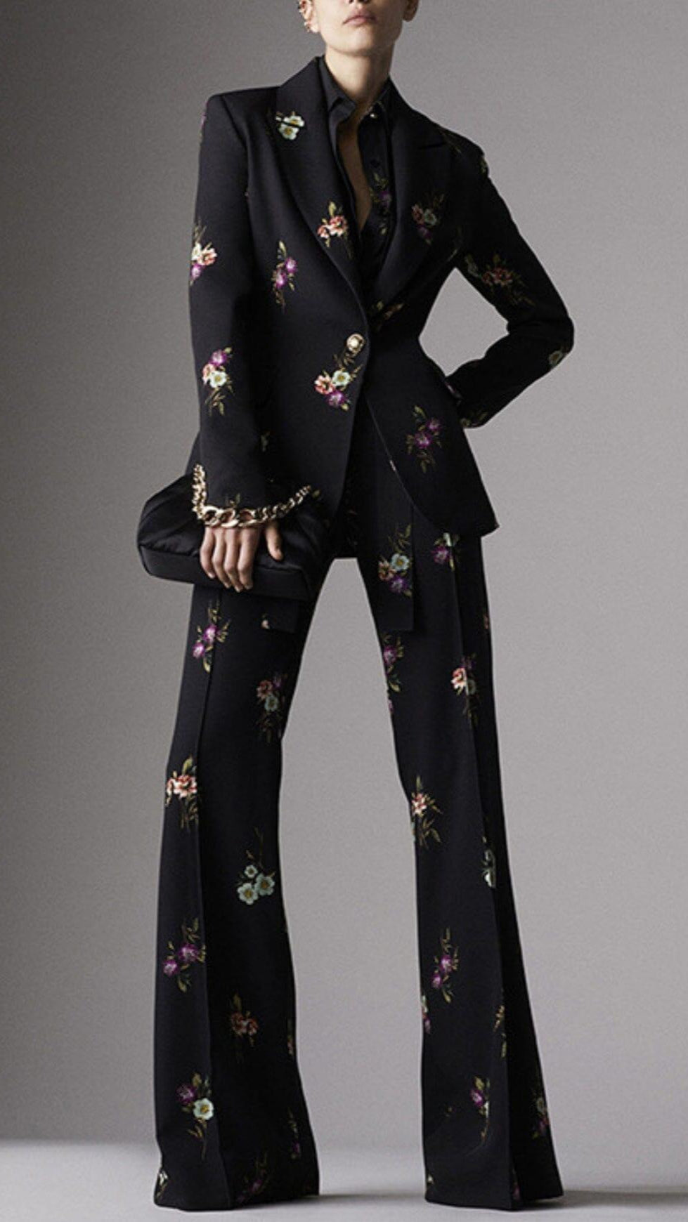 FLORAL PRINT FLARE JACKET SUIT IN BLACK