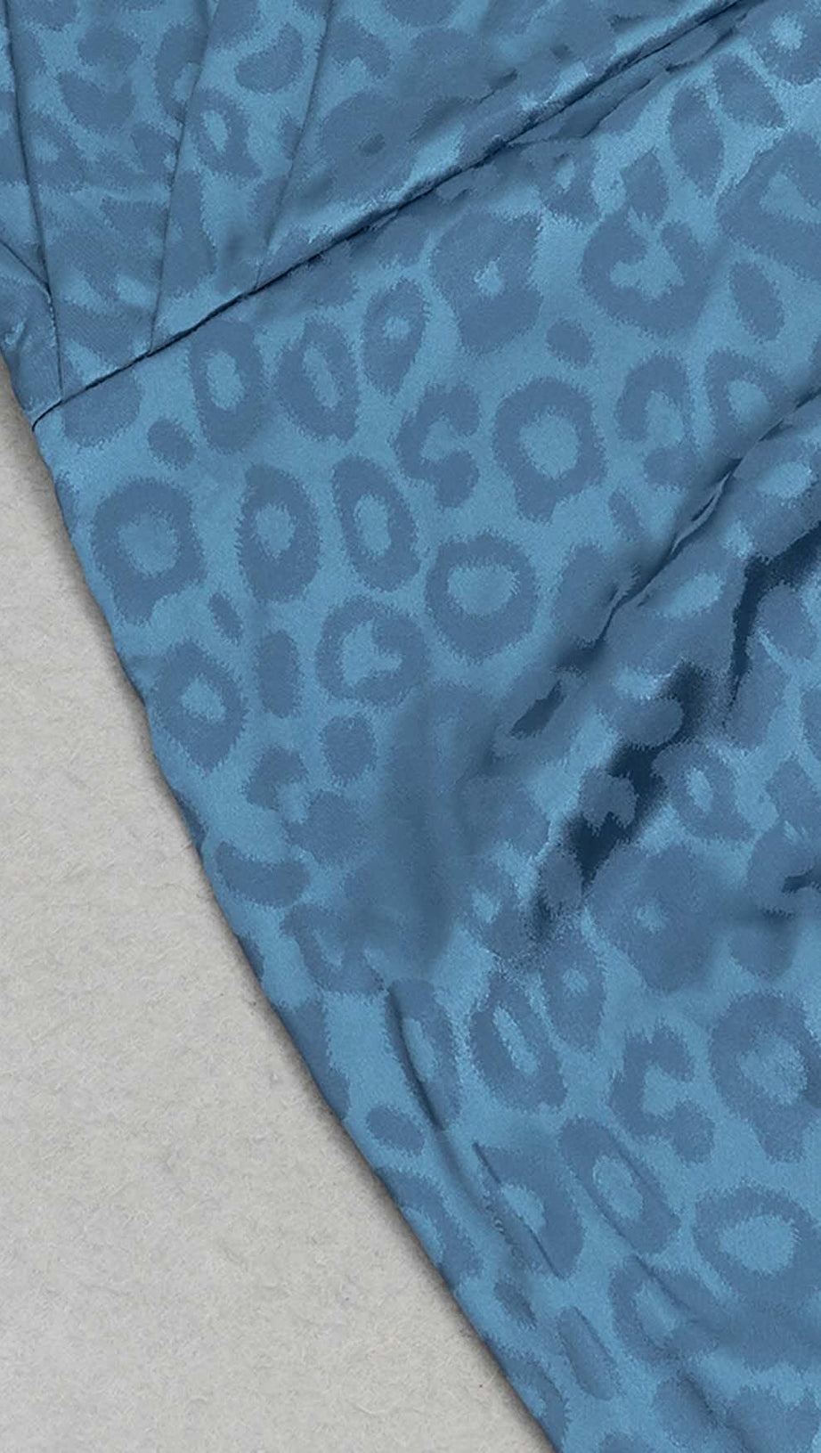 LEOPARD JACQUARD RUFFLE TRIM MIDI DRESS IN DARK BLUE