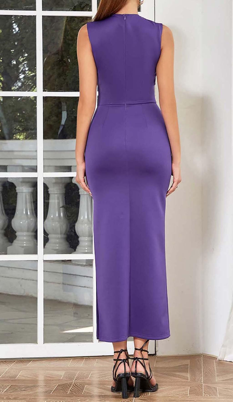 TWIST FRONT CUT OUT MAXI DRESS IN PURPLE