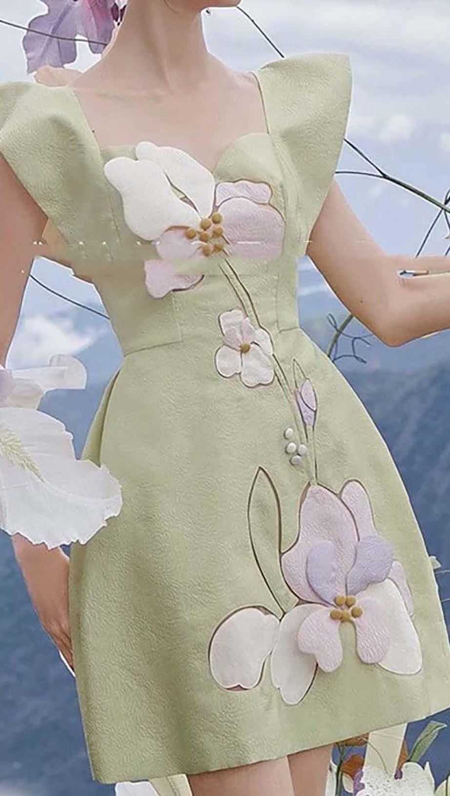 3D FLOWER BUTTERFLY SLEEVE MINI DRESS IN MINT