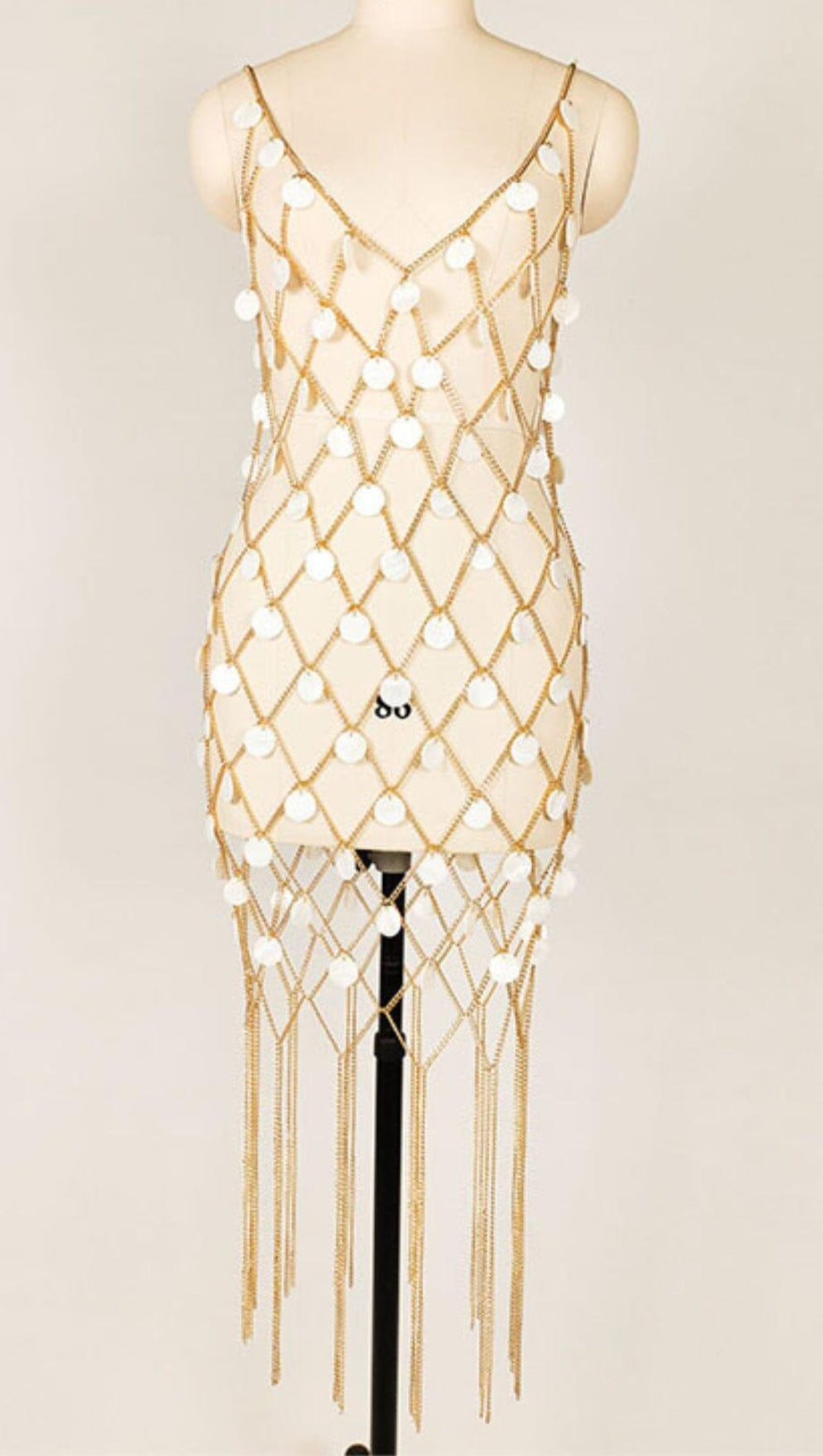 Body-Chain-Kleid mit Verzierung und Fransen