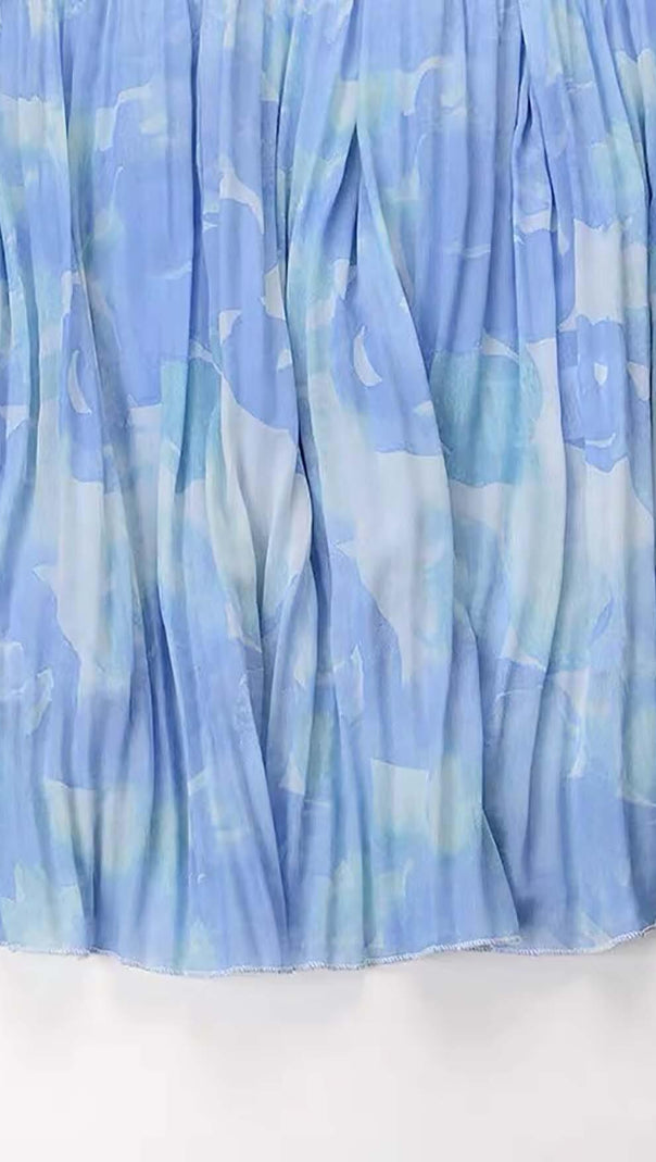 AIIZIE FLORAL PRINT PLEATED MIDI DRESS IN BLUE - product image