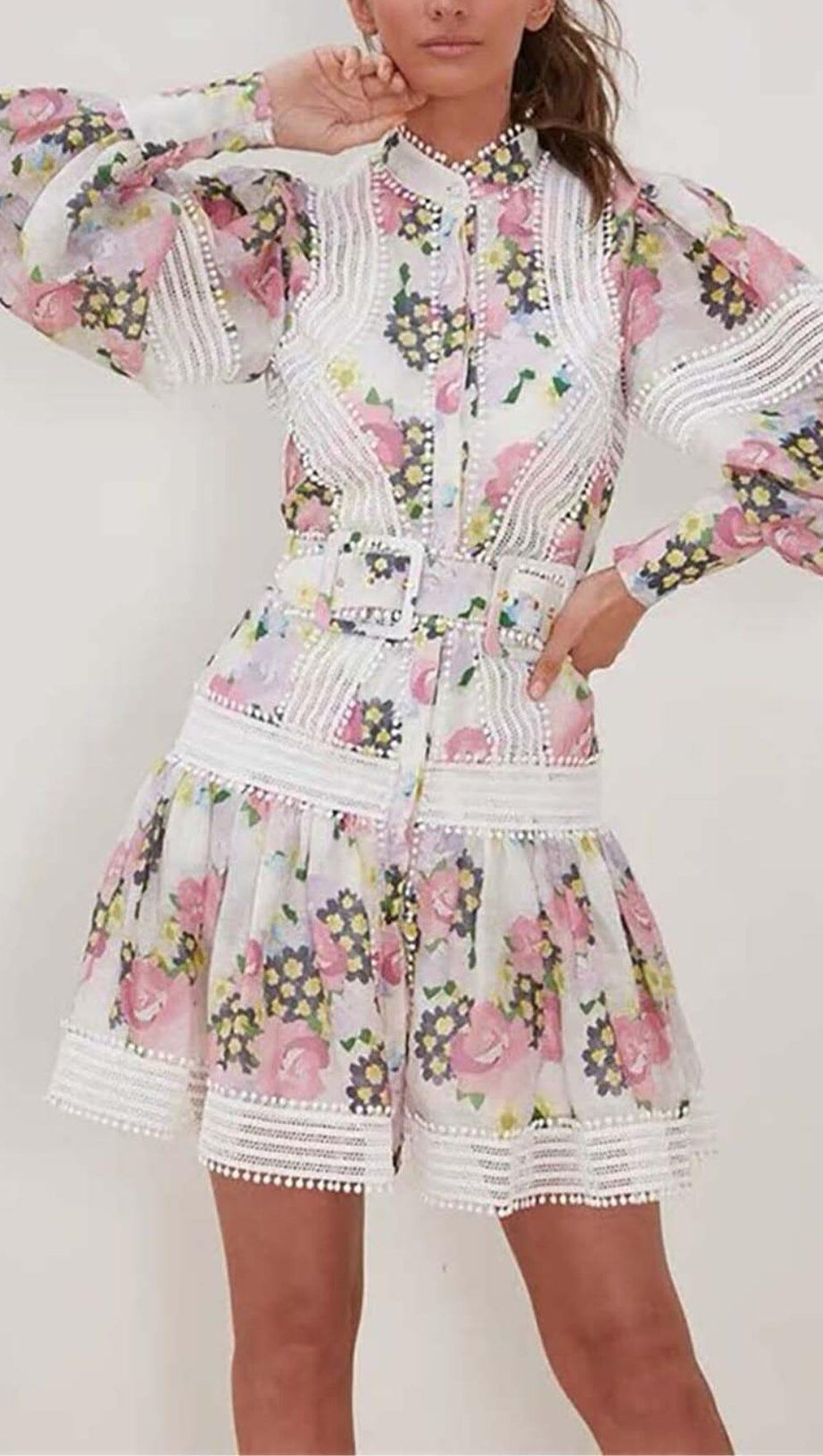 LACE TRIM LANTERN SLEEVE MINI DRESS IN FLORAL
