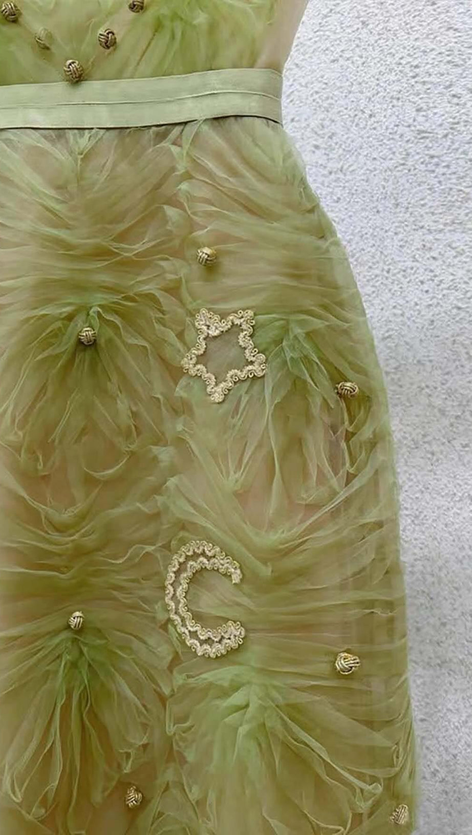 MIDIKLEID AUS NETZ MIT SPAGHETTI-TRÄGERN