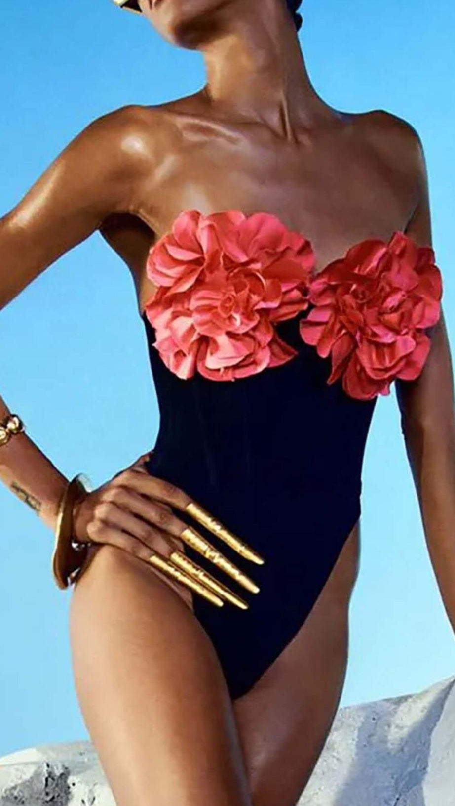 FLORAL APPLIQUÉD SWIMSUIT IN BLACK