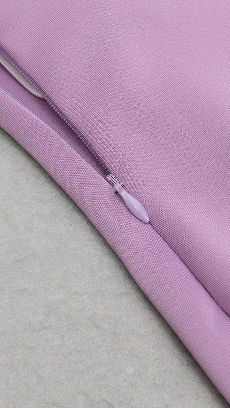 ABITO MIDI CON SPACCO SULLE COSCE E SPALLE FLOREALI IN VIOLA