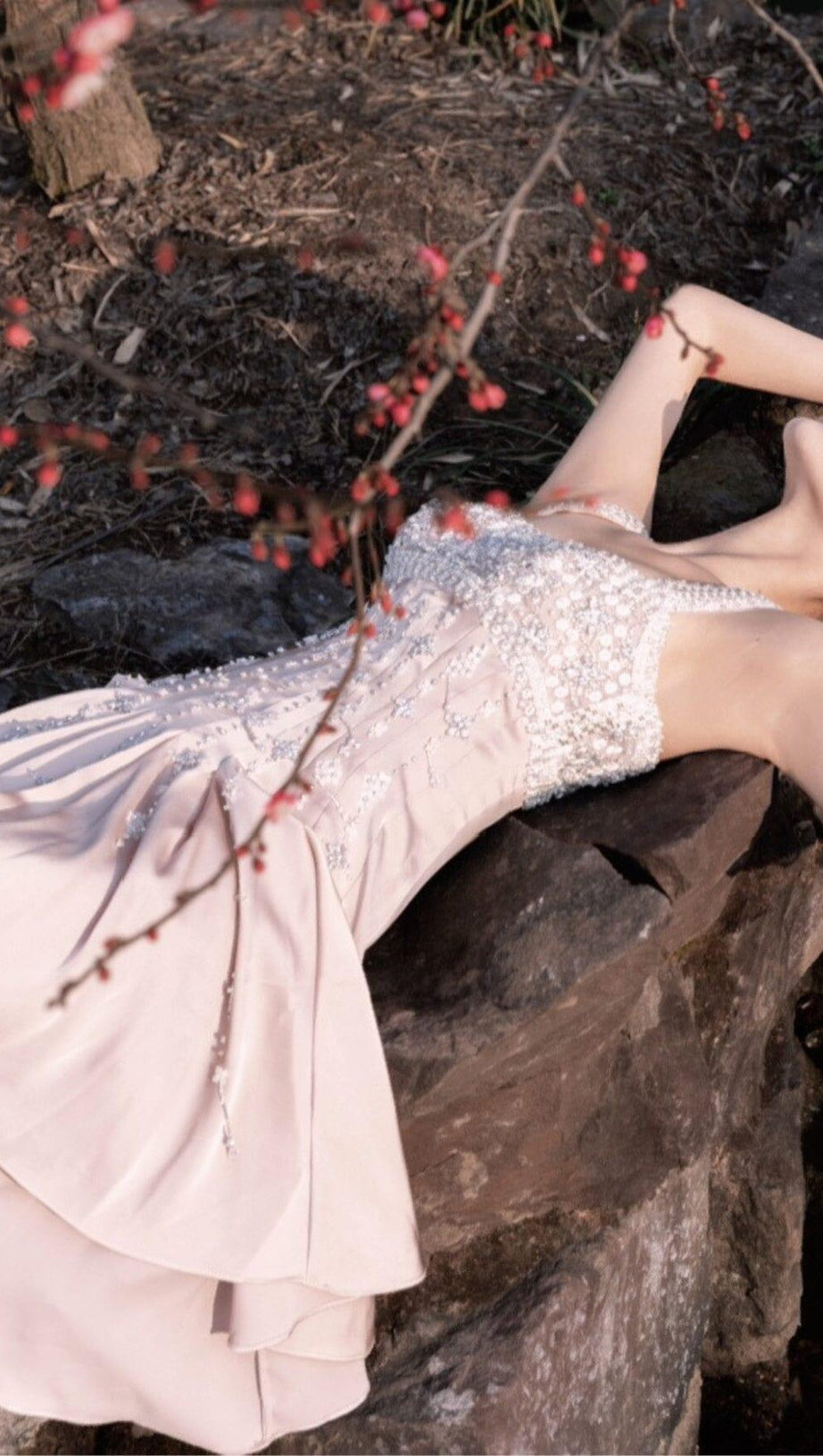 MINI ABITO CON PERLINE DIAMANTI IN COLOR NUDE