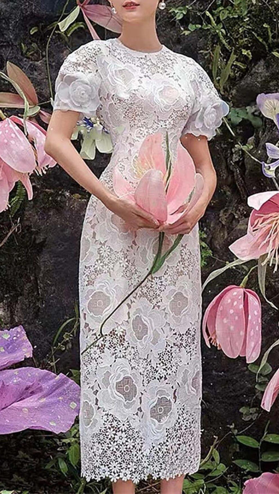 ABITO MIDI A TRAPEZIO CON RICAMI CAVI IN PIZZO BIANCO