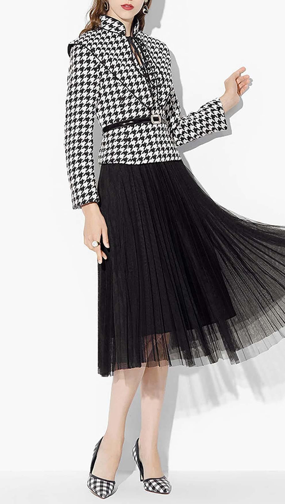 ABITO GIACCA CON COLLO ALTO A MANICHE LUNGHE