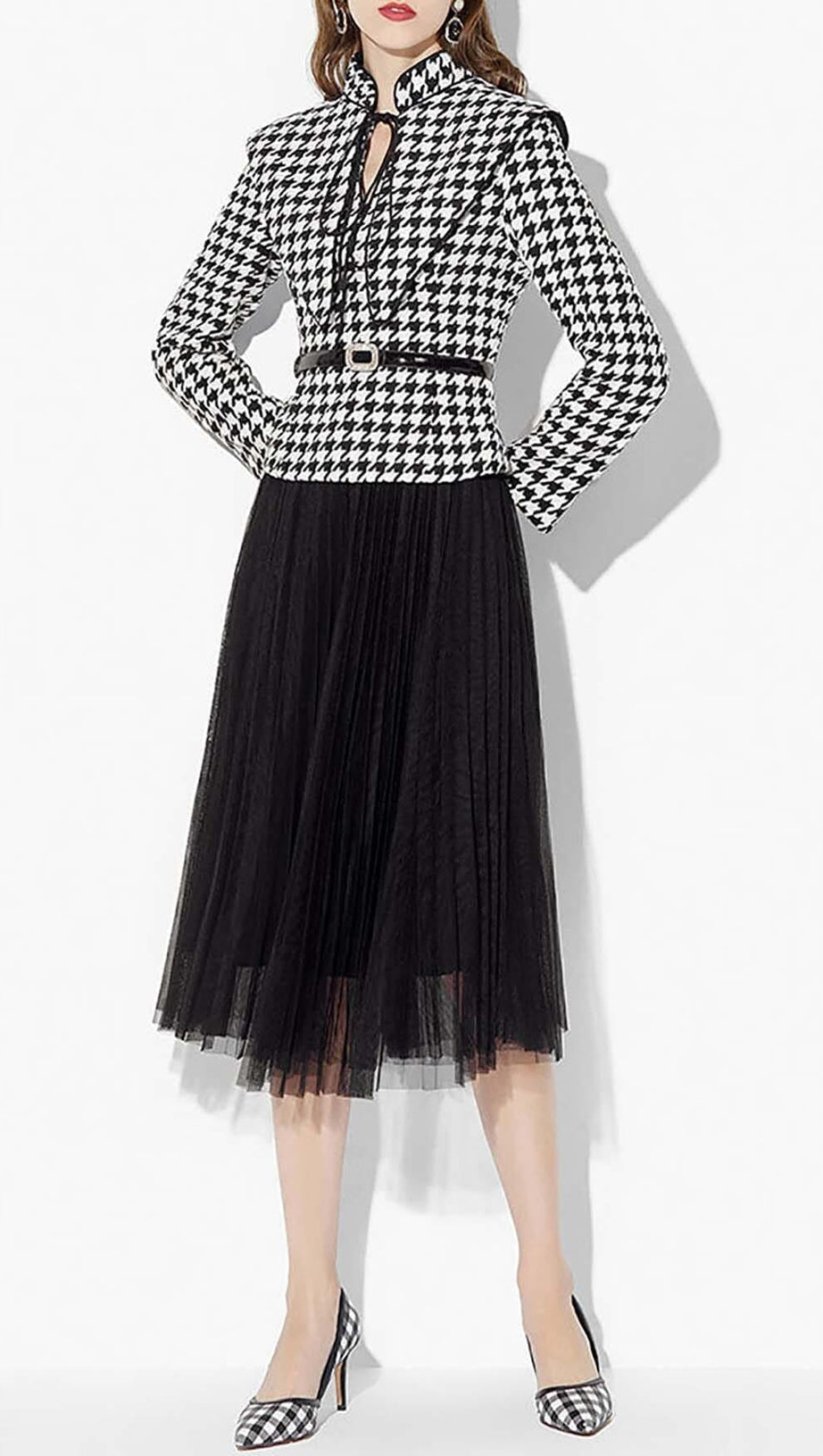 ABITO GIACCA CON COLLO ALTO A MANICHE LUNGHE