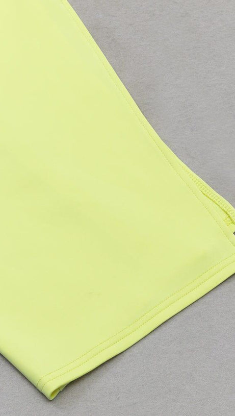 ABITO MIDI IN RASO CON SCOLLO A V E TAGLIO GIALLO