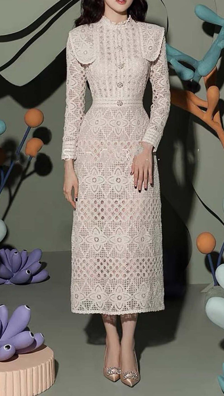 CUTOUT MOCK NECK SLIM MIDI DRESS IN WHITE