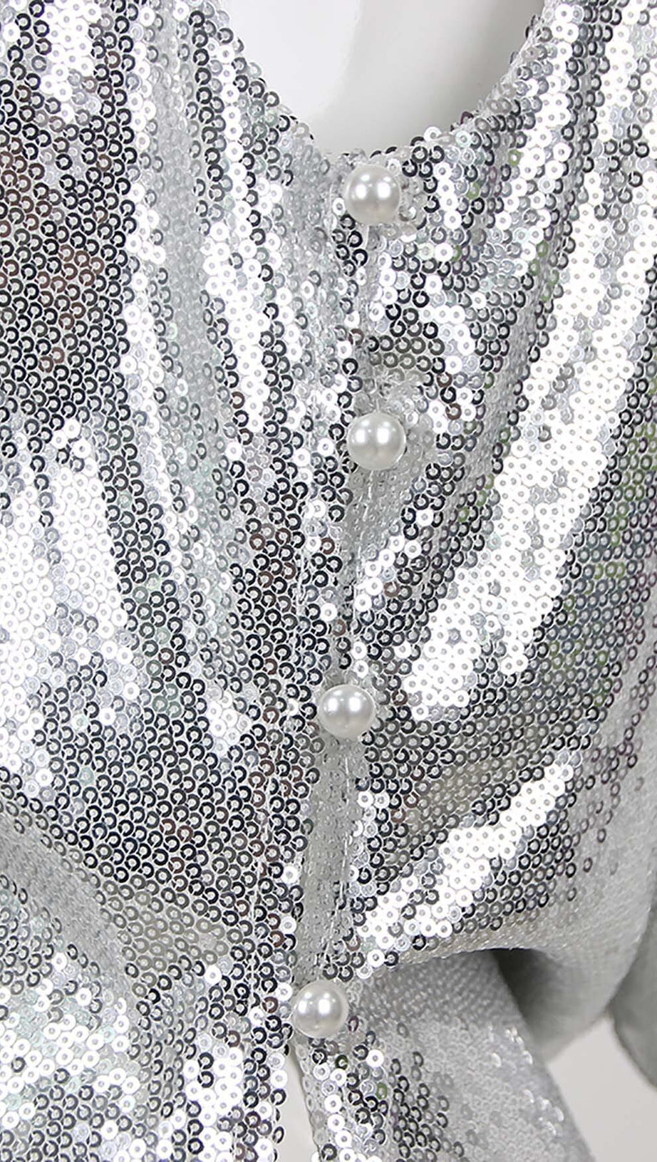 VERZIERTES V-AUSSCHNITT-KLEID IN SILBER