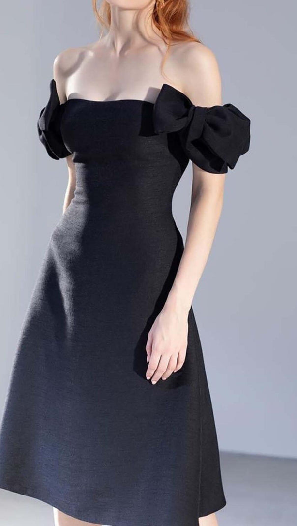 AIIZIE PATCHWORK BOW-EMBELLISHED MIDI DRESS IN BLACK - product image