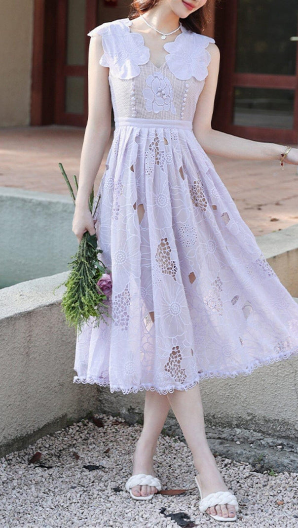 AIIZIE RUFFLED SLEEVELESS MIDI DRESS IN PURPLE - product image