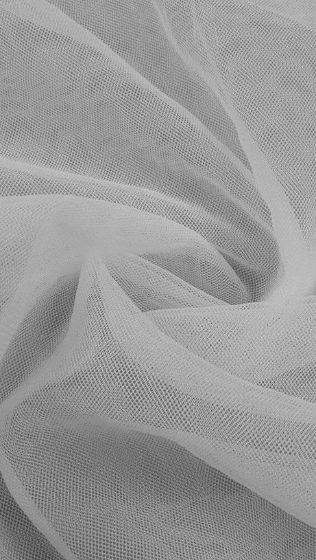 TRÄGERLOSES MAXI-KLEID AUS DOPPELTEM MESH-FARBIG