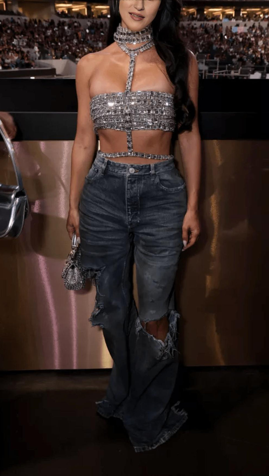 STILVOLLES TUBE-TOP MIT DIAMANTENKETTE