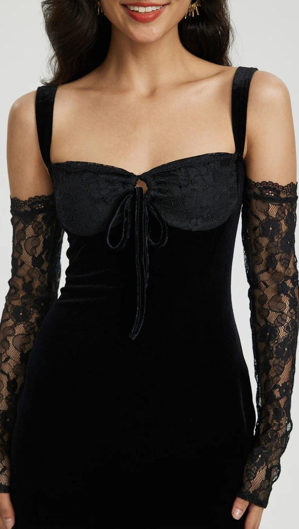 AIIZIE TIED BODYCON DRESS IN BLACK - product image