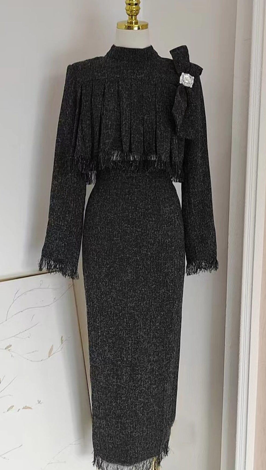 TWEED BOW EMBELLISHED SET IN BLACK