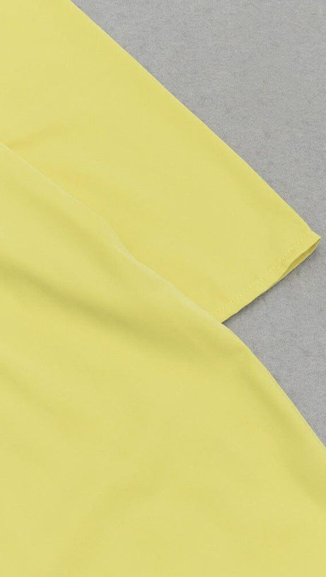 YELLOW ONE-SHOULDER STRAPLESS LONG-SLEEVED PLEATED MAXI DRESS