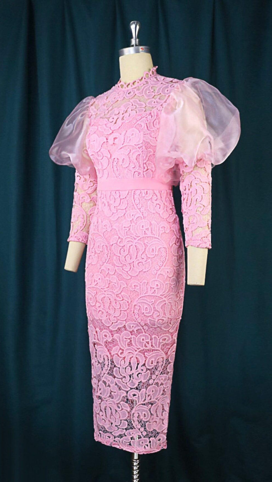 PINK PUFF SLEEVE LACE MIDI DRESS