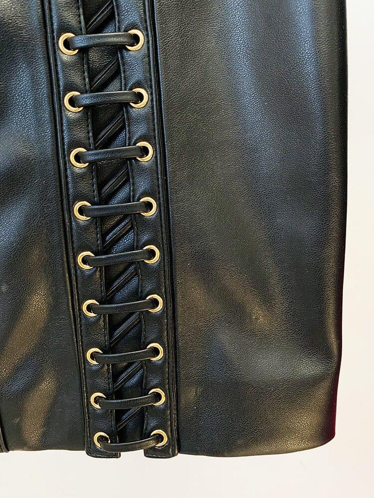 KURZER LEDERJACKENANZUG AUS STRAP MIT RUNDHALSAUSSCHNITT