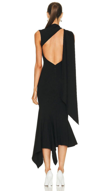 BACKLESS CUT OUT DRESS IN BLACK