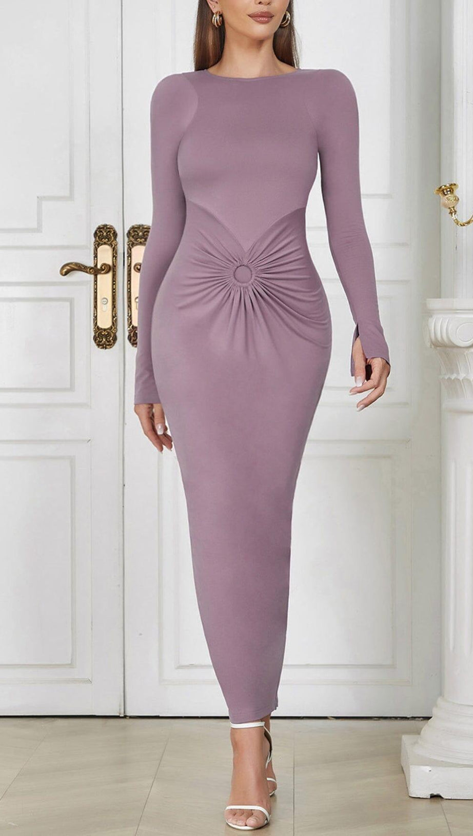 LONG-SLEEVED BACKLESS BODYCON MAXI DRESS