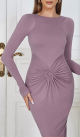 LONG-SLEEVED BACKLESS BODYCON MAXI DRESS