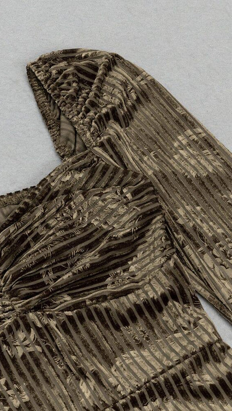 LOW-CUT SQUARE NECK LONG-SLEEVED PLEATED PRINTED LACE MAXI DRESS