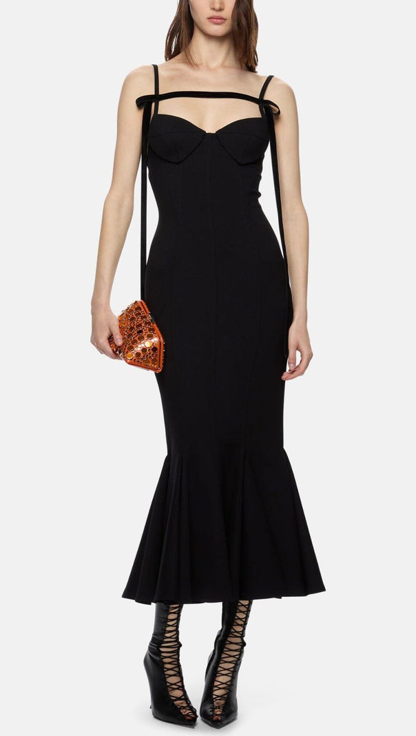 AIIZIE STRAPY SLIM MAXI DRESS IN BLACK - product image