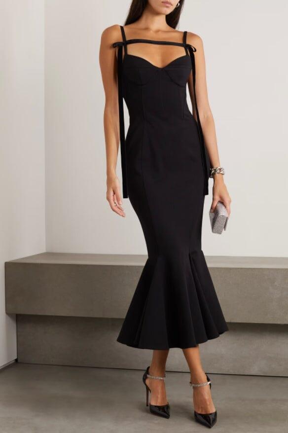 AIIZIE STRAPY SLIM MAXI DRESS IN BLACK - product image