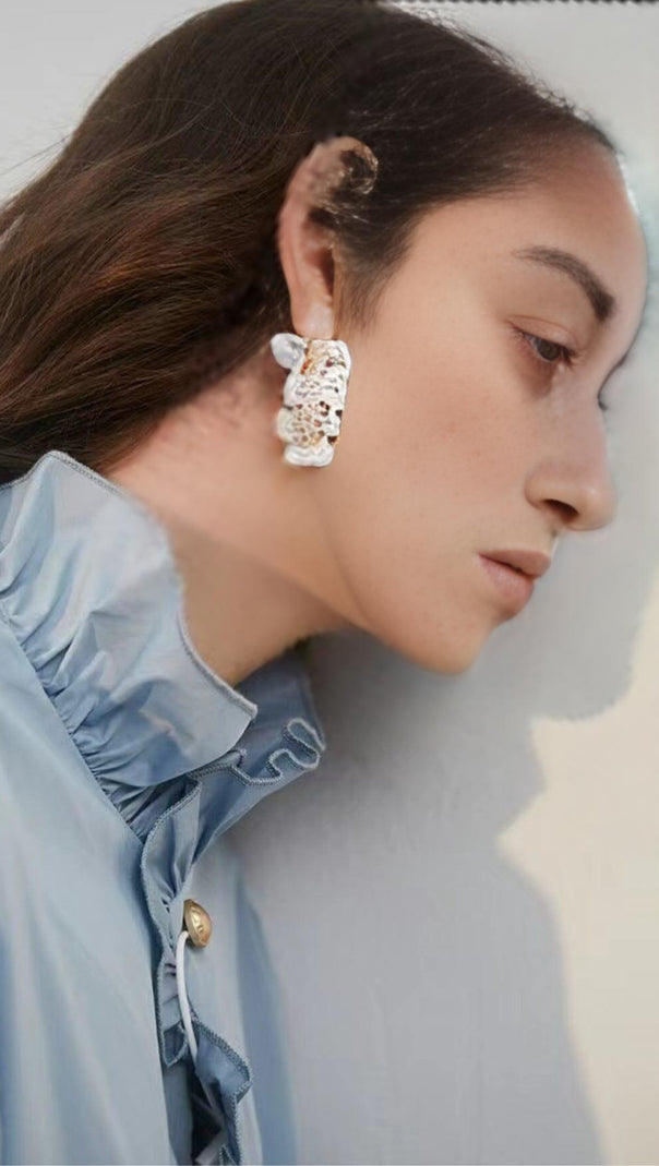 AIIZIE METAL DOUBLE FLOWER EARRINGS - product image