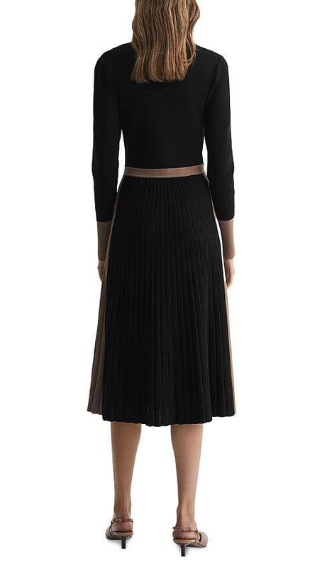 MIA COLOR BLOCKED KNIT DRESS