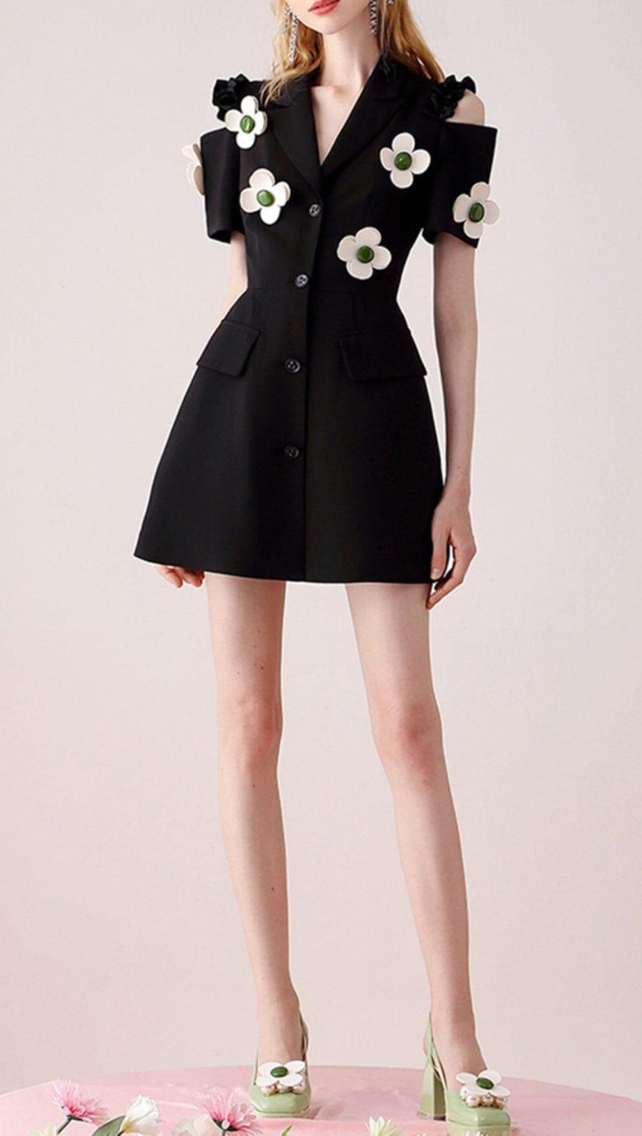 NOTCHED SHORT SLEEVE PATCHWORK APPLIQUES SINGLE BREASTED MINI DRESS