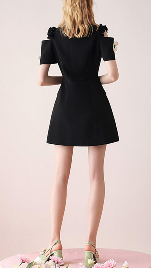 AIIZIE NOTCHED SHORT SLEEVE PATCHWORK APPLIQUES SINGLE BREASTED MINI DRESS - product image