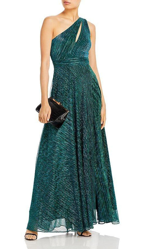 ONE SHOULDER CRINKLED METALLIC GOWN