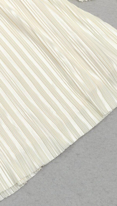 HALF TURTLENECK LOOSE LONG SLEEVE PLEATED MINI DRESS