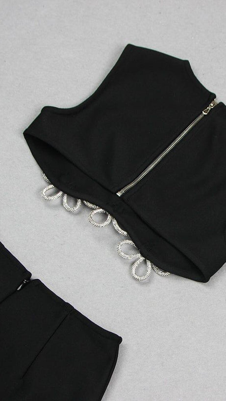 HOLLOW SLEEVELESS HOT RHINESTONE TOP & DRESS SET