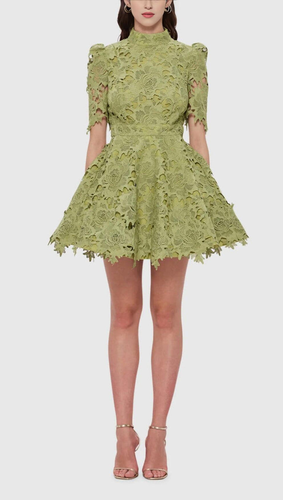 LACE SHORT SLEEVE MINI DRESS IN OLIVE