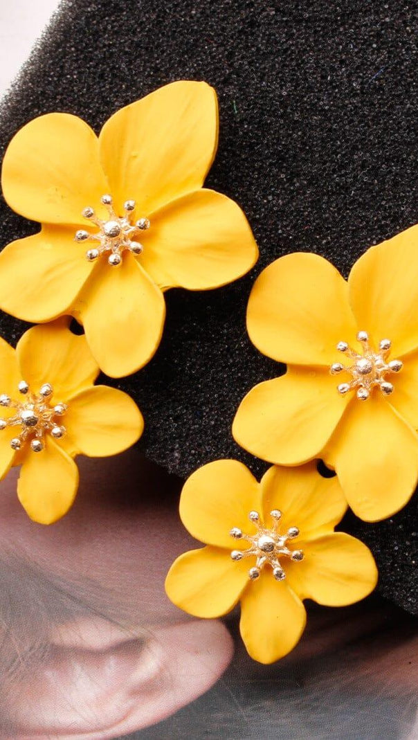 AIIZIE DOUBLE FLOWER EARRINGS - product image